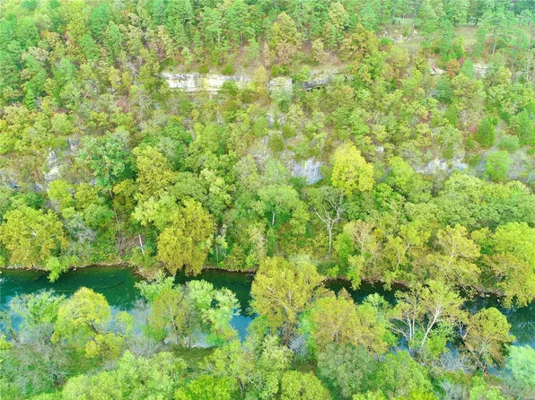 4 Boiling Springs Rd, Licking, MO 65542