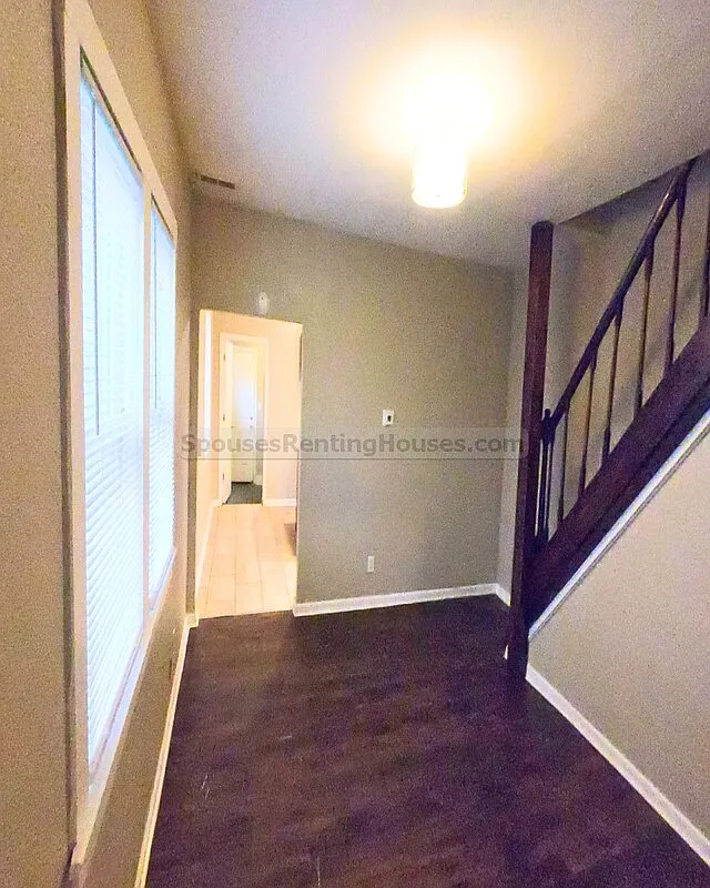 2 bed, 2.0 bath, $1,100 — Photo 1