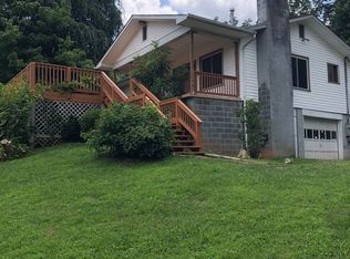 55 Williams Way W, Candler, NC 28715