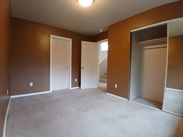 320 E Victor Cir #B — Photo 26