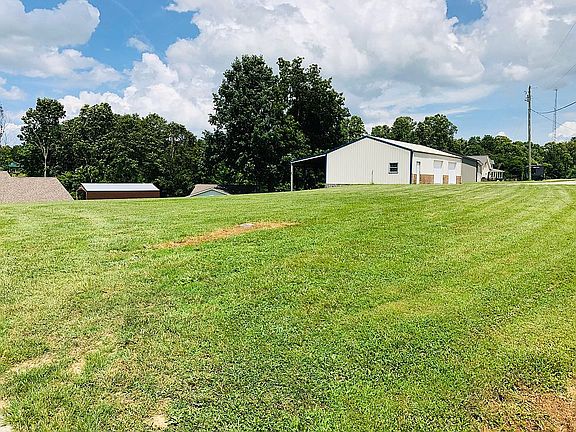 5th image of 78 Deerwood Dr