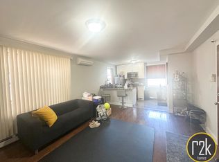 32-49 46th St #2, Astoria, NY 11103