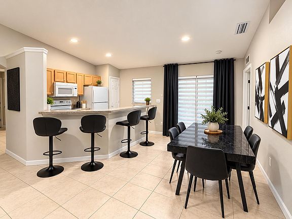 3rd image of 144 Caracas Road