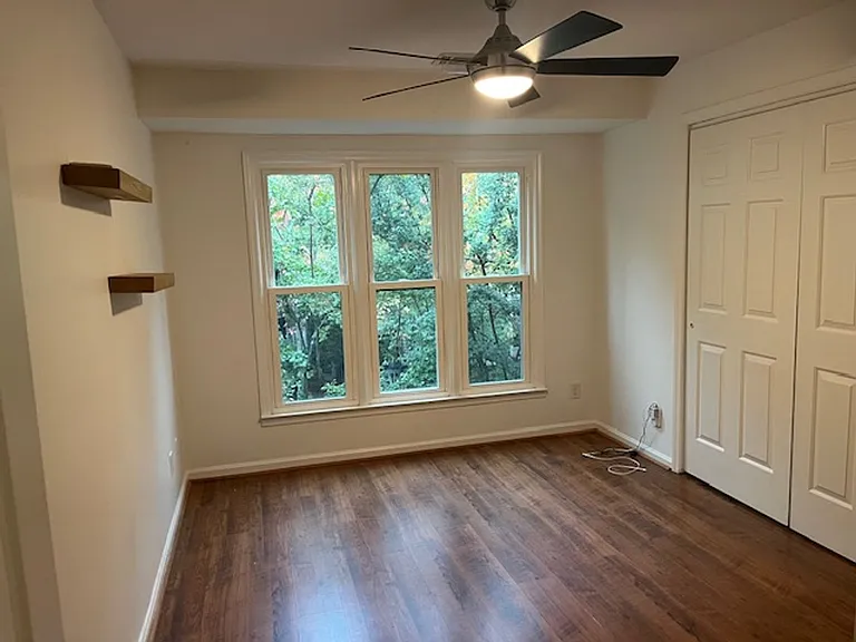 433 W 8th St #66 — Photo 15