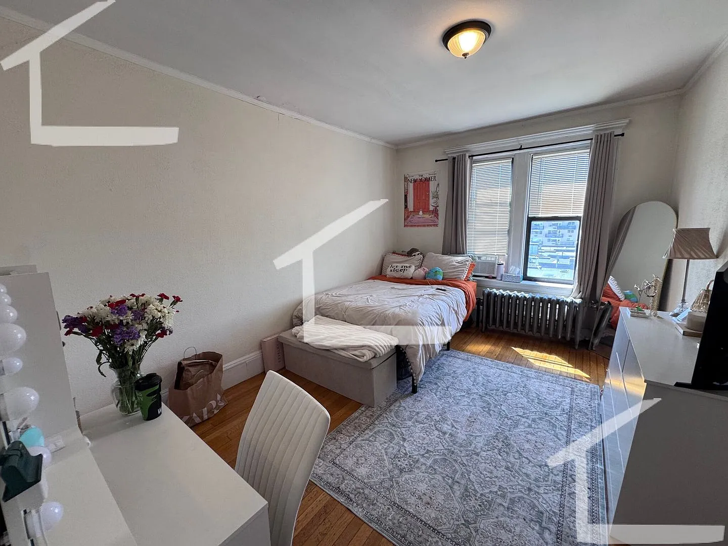 9/1/26 No Fee! Spacious Fenway/South Campus 3BR! — Photo 4