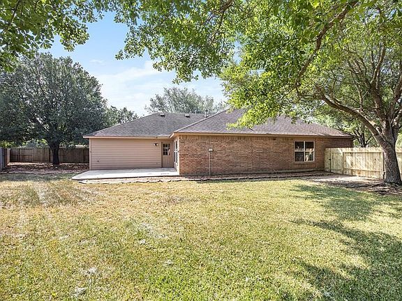 5th image of 20502 Daisy Bloom Ct