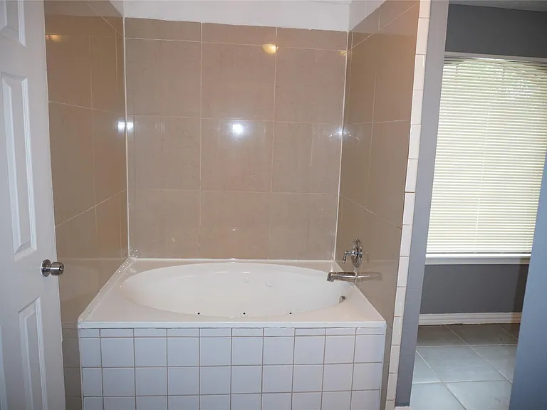 3352 Jan Ct — Photo 27