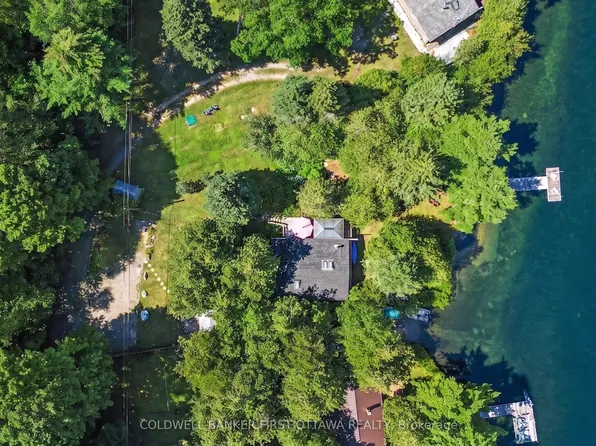 440 Featherston Ln, Tay Valley, ON K0G 1X0