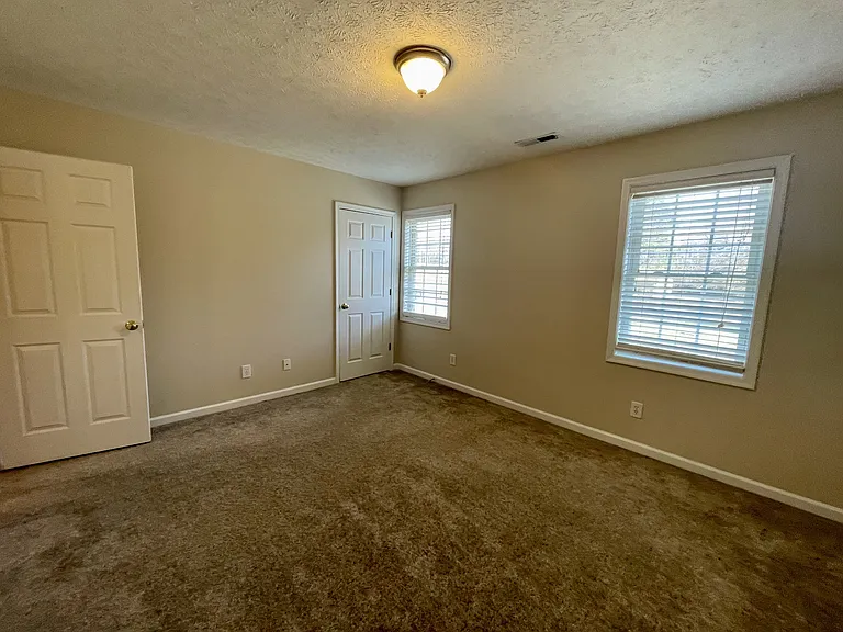 125 Primrose Ln #B — Photo 14