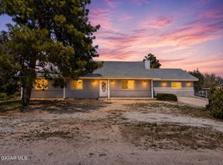 18060 Walnut St, Hesperia, CA 92345
