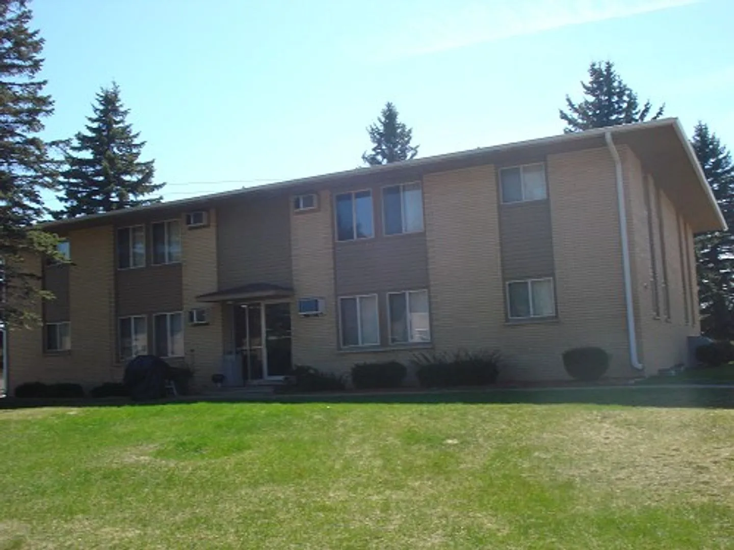 Two Bedroom Units located at 153225 Shoreland Ln in Wausau — Photo 1