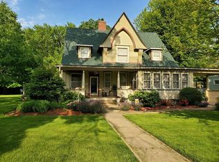 115 N Broadway St, Lewistown, IL