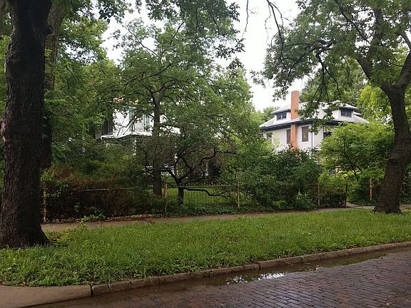 3rd image of 120 S 10th St