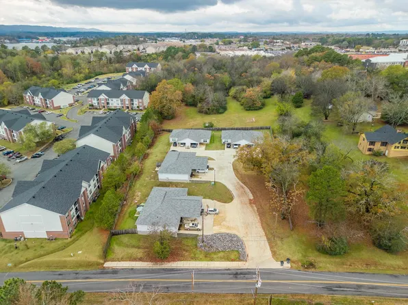 180 Lakeland Dr, Hot Springs, AR 71913
