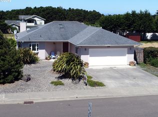 2976 Lincoln Ave SW, Bandon, OR 97411