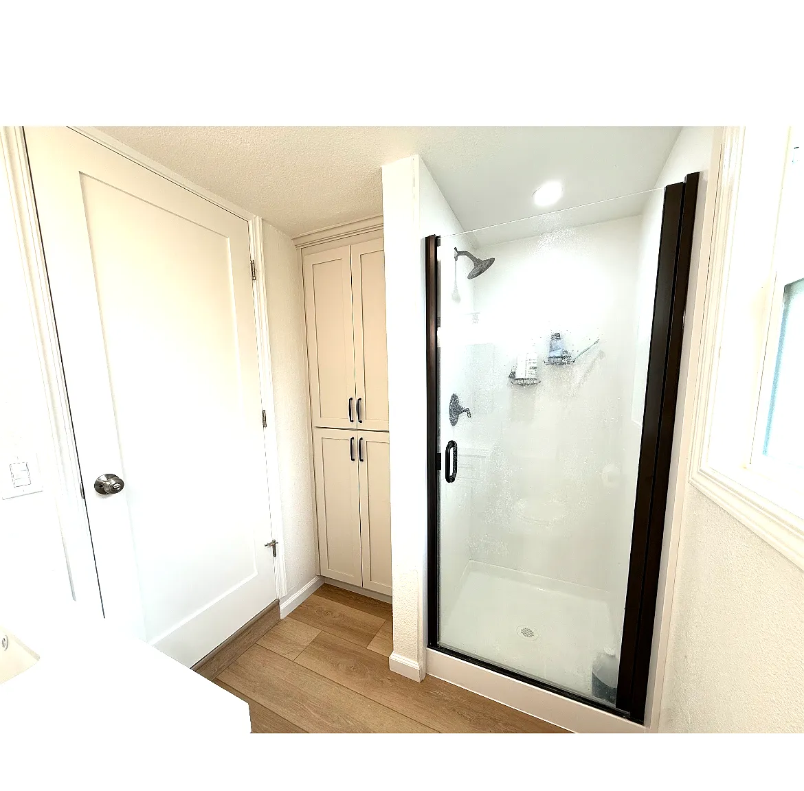 3 bed, 1410 sqft, $2,500 — Photo 1