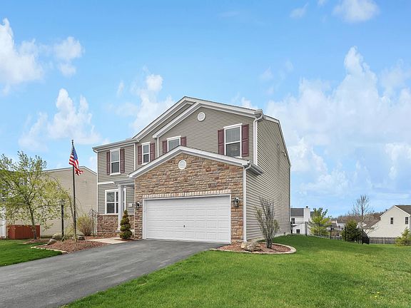 2nd image of 851 Corylus Dr