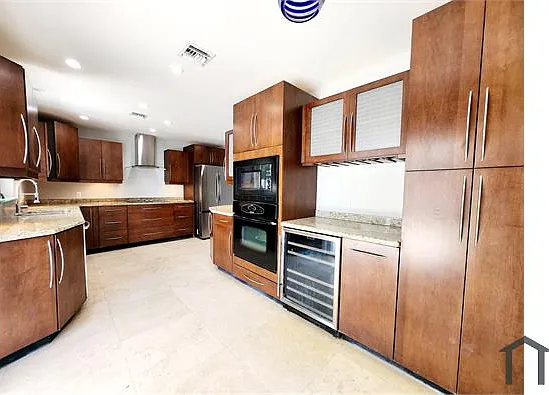 5364 NW 1st Ave — Photo 16