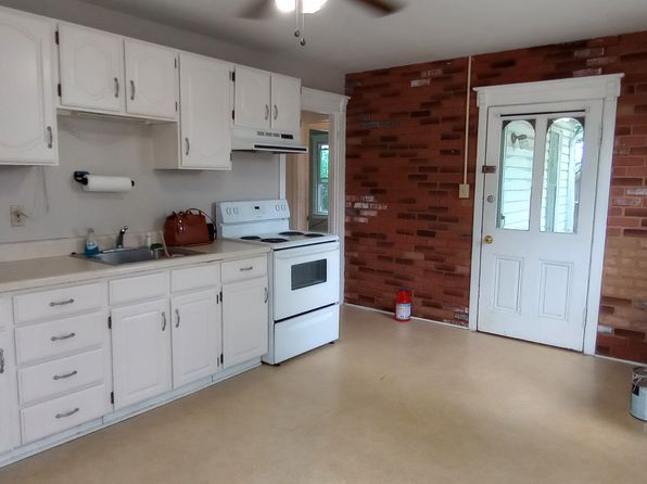 1703 Old Rothsville Rd #2