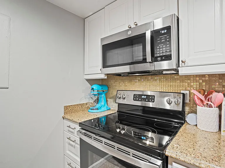 2101 N St NW #T3 — Photo 8