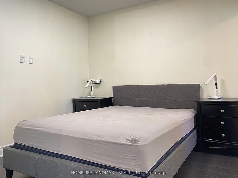 28 Ted Rogers Way #412 — Photo 19