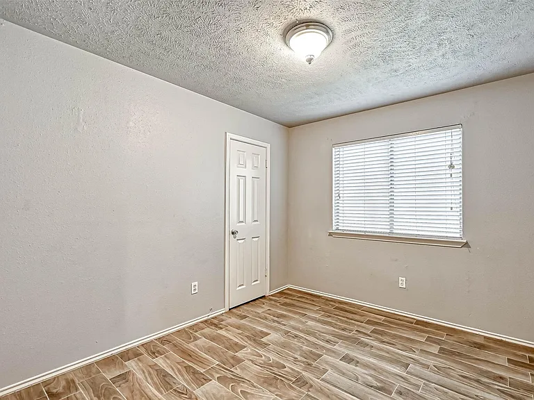2235 Sentinal Oaks St — Photo 17