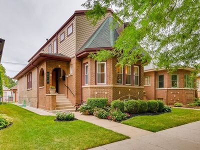 2519 W Morse Ave, Chicago, IL, 60645