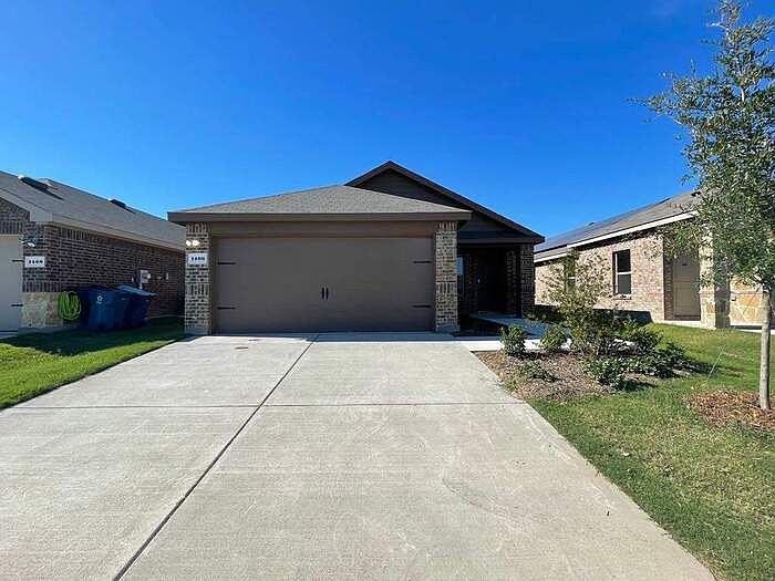 1st image of 1406 Bastian Dr