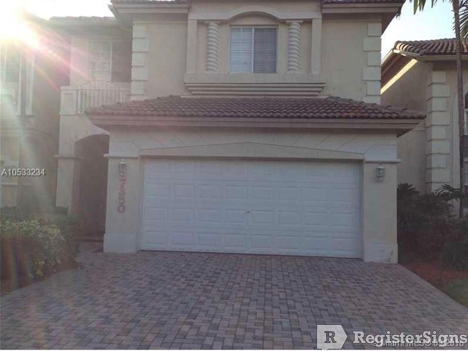 1st image of 7350 NW 111th Ct