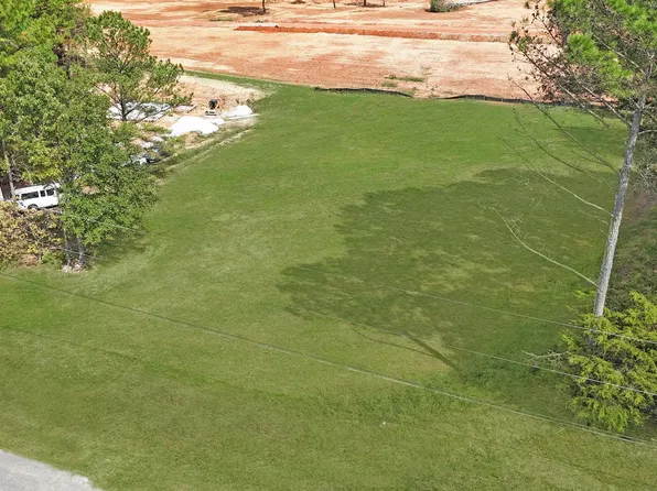 119 Shady Oak Ln, New Market, AL 35761