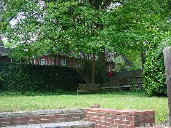 3rd image of 405 Dale Ave