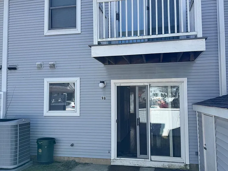 98 William Patterson Ct — Photo 17