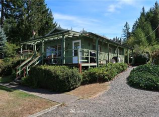 351 NE Mountain View Dr, Tahuya, WA 98588