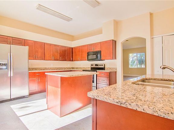 5th image of 11143 Sailbrooke Dr