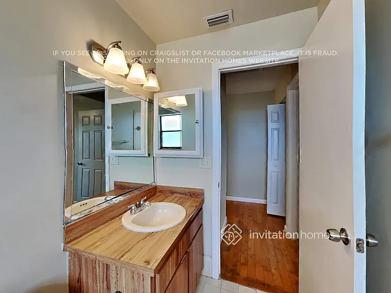 15520 Briarwood Mnr — Photo 22