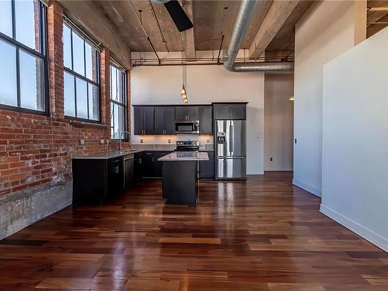 1535 Walnut St #701 — Photo 9