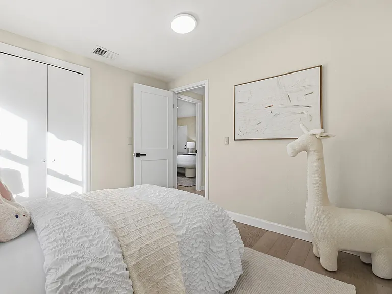 321 Johnson Ave — Photo 12