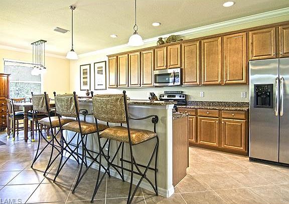 3rd image of 21469 Bella Terra Blvd