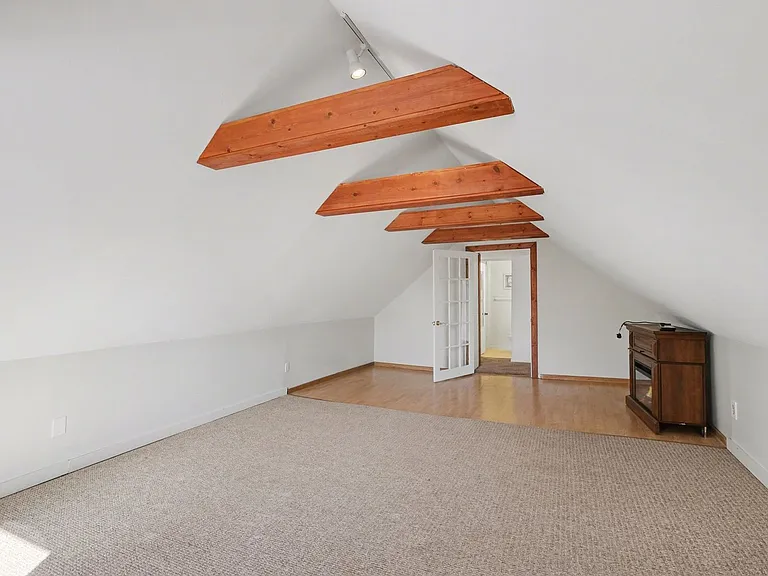 1163 W Reid Rd — Photo 8