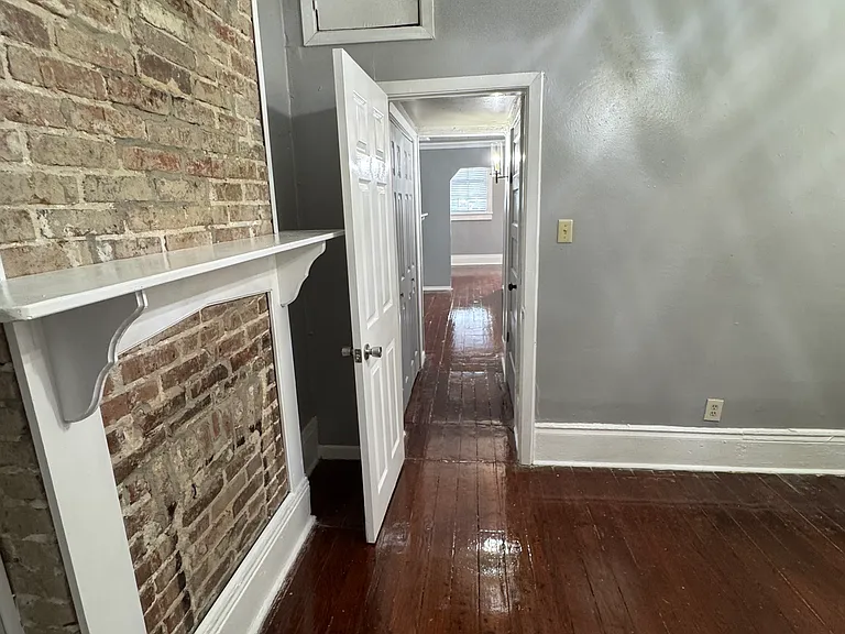2221 N Prieur St — Photo 39