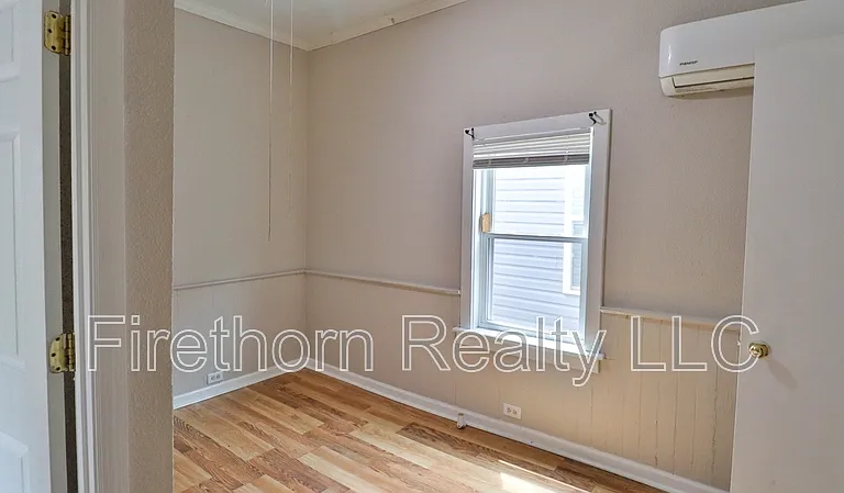 1400 Maple St — Photo 23