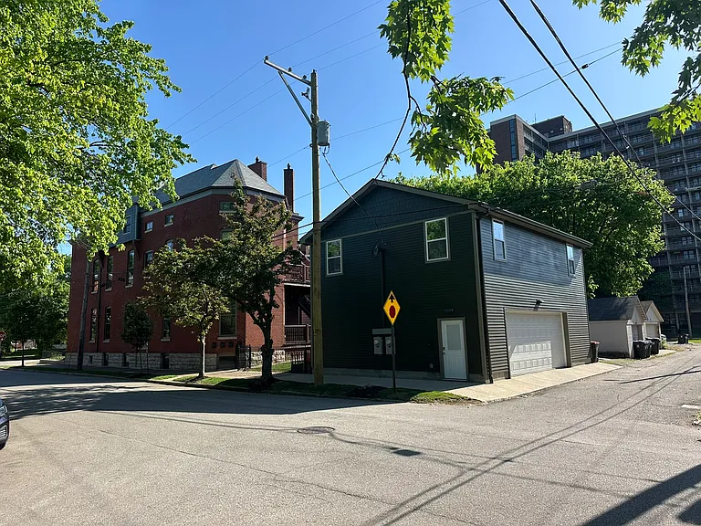 511 Bertrand St #2 — Photo 13