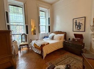 130 Park Pl APT 2A, Brooklyn, NY 11217