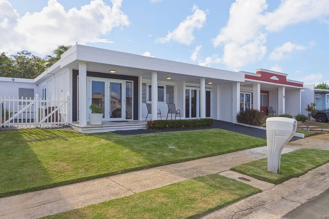 3 bed, 2.5 bath, $3,800 — Photo 2