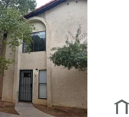 2431 E Tracy Ln #2 — Photo 14