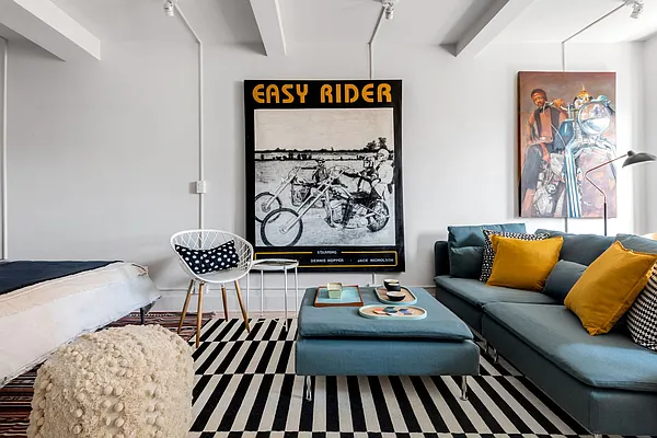 Sold by Compass | media 11