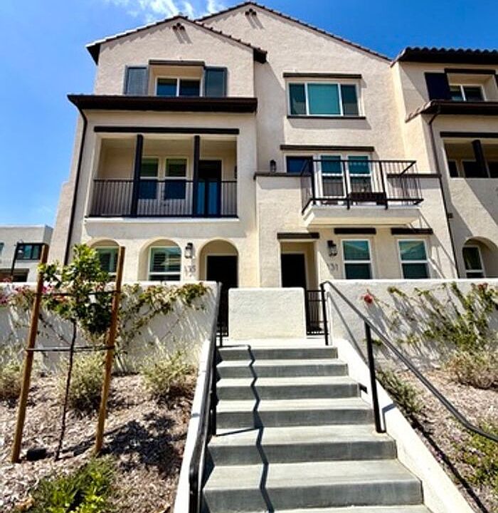 1st image of 135 Evergreen Ln