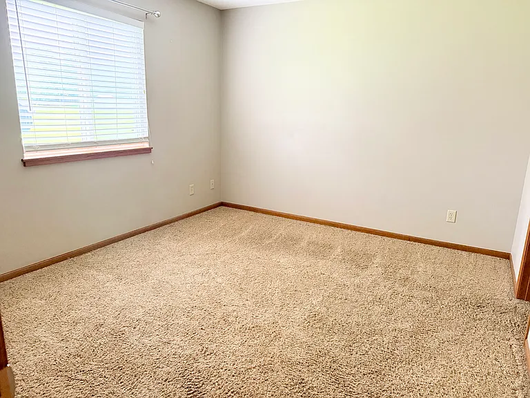 2717 Buttonwood Dr #1 — Photo 8