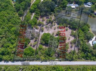 Morgan Cir, Nokomis, FL 34275