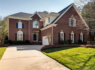 3439 Twelve Oaks Pl, Charlotte, NC 28270